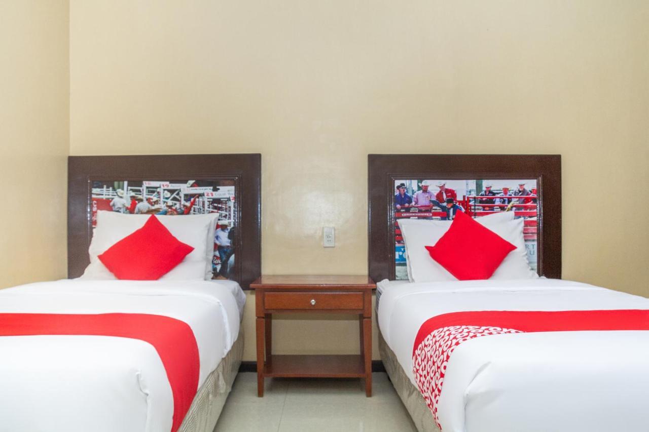 Oyo 133 Jazzy James Country Hotel 2 Davao City Εξωτερικό φωτογραφία